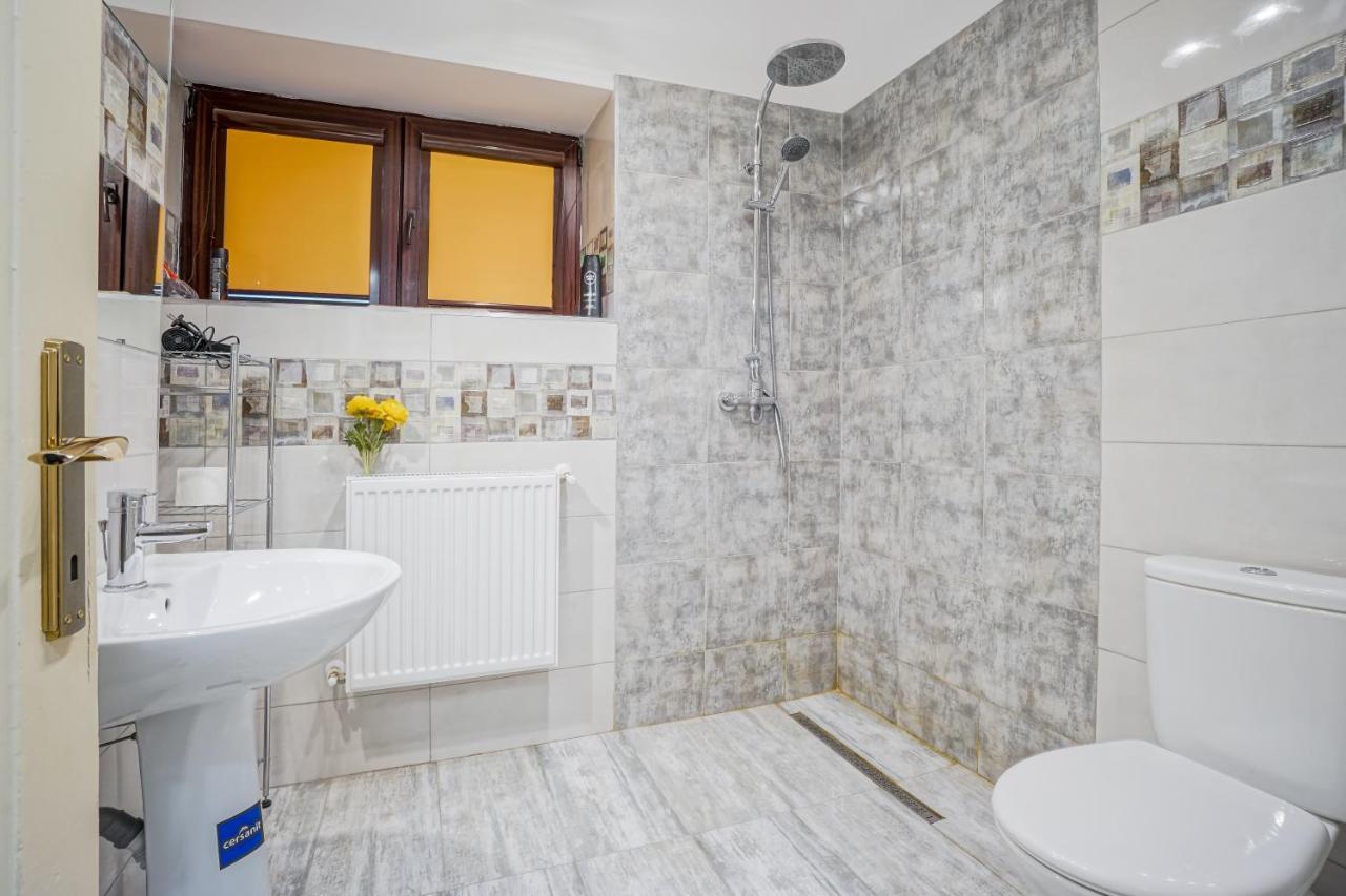 Appartement Victoriei Blue à Bucarest Extérieur photo