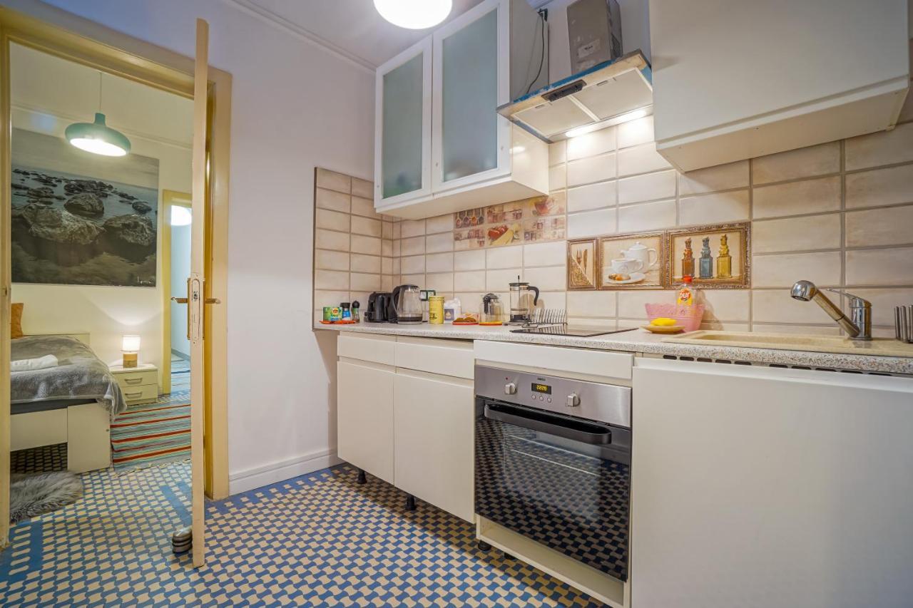 Appartement Victoriei Blue à Bucarest Extérieur photo
